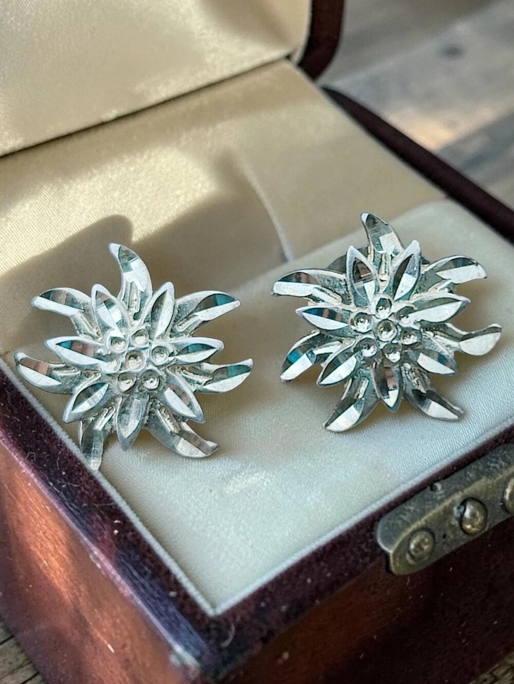 Vintage Sterling Silver Edelweiss Flower Earrings